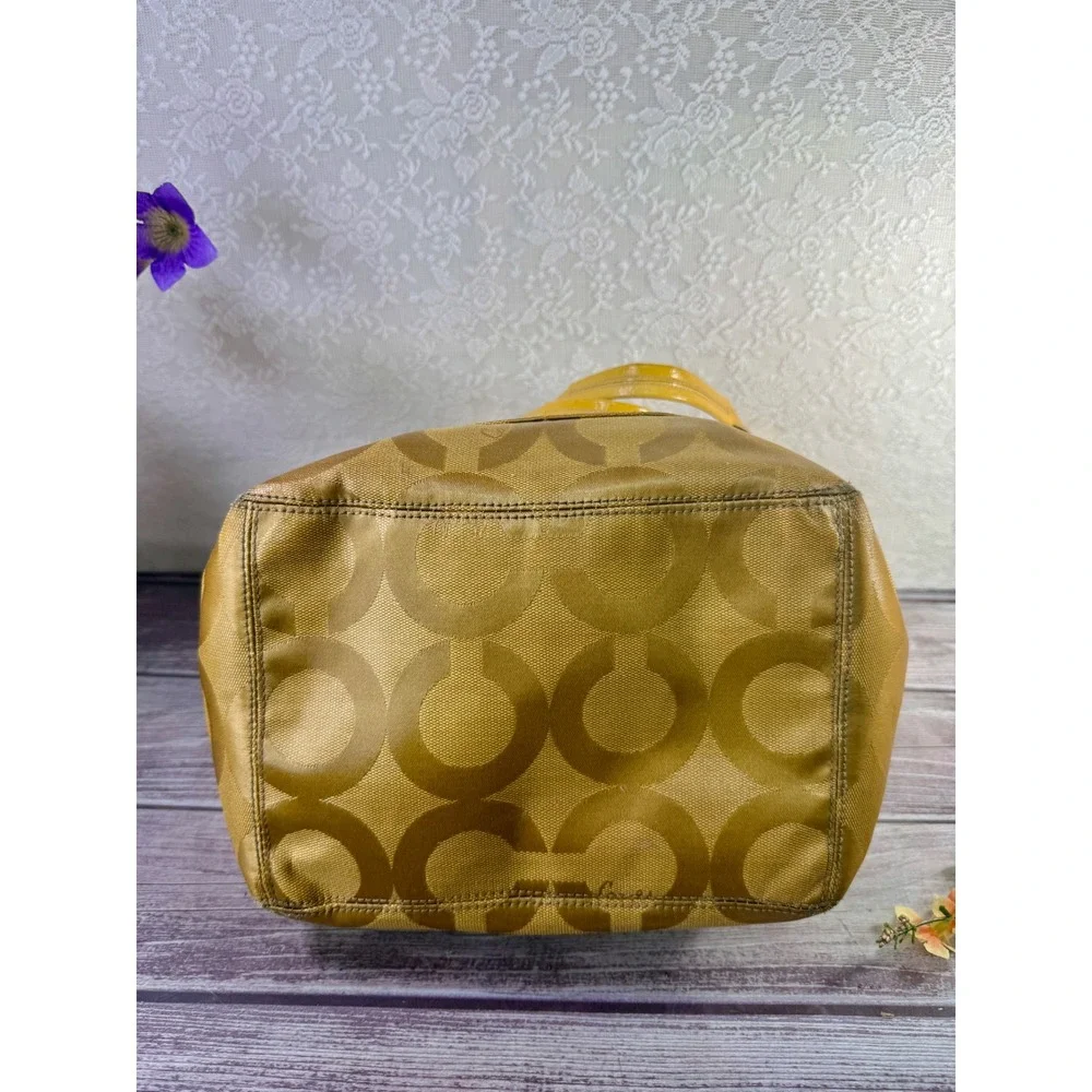 Coach Op Art Maggie Shoulder Bag Mustard‎ Yellow Jacquard Patent Leather 14264